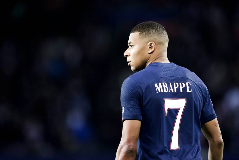 Kylian Mbappé – Tài năng trẻ kế thừa di sản số 7