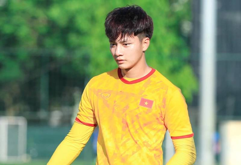 Thủ môn hiện đại: Không chỉ biết bắt bóng